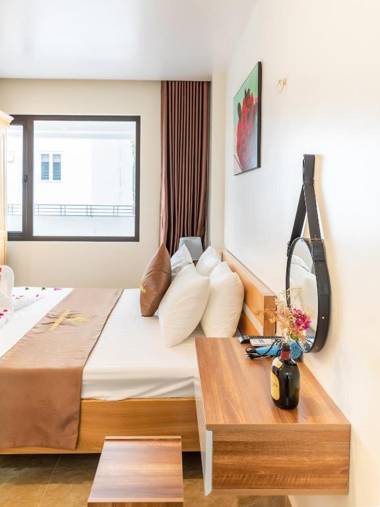 Cat Ba Rose Nhung Hotel