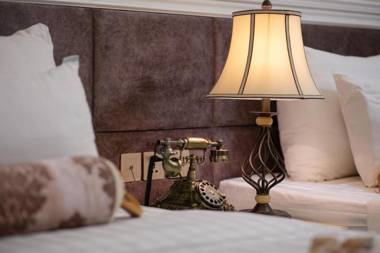 CAT BA ROSALIA HOTEL