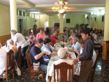 Sao Mai Bac Ha Hotel