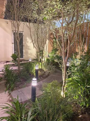 Phạm Vân Sakura Hotel