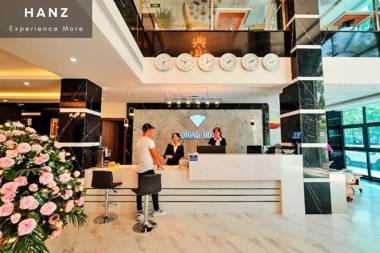 HANZ Premium Diamond Hotel