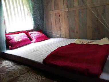 Hoàng Công Bản Giốc Homestay