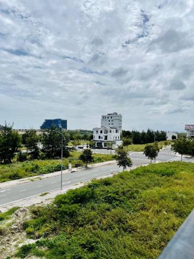 West Lake Hotel - Near Bai Dai Beach