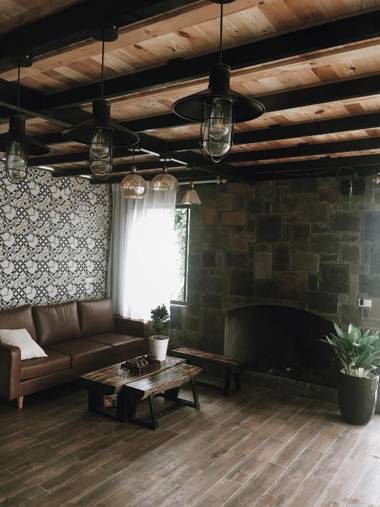 Bách Xanh House. Nhà ống khói