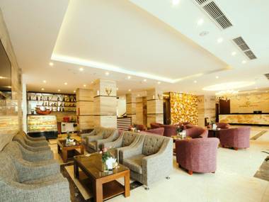 GRAND MONG CAI HOTEL