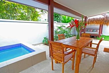 Tropicana Lagoon Apartments