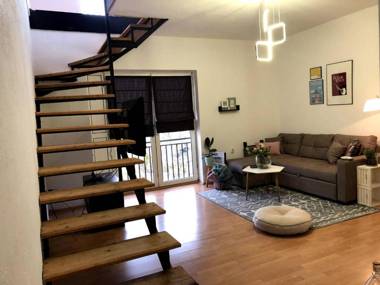 Light and Bright Central