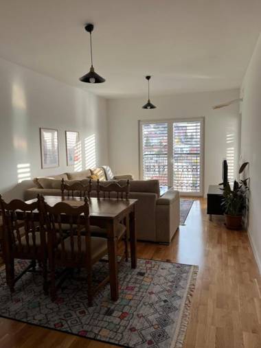 Central Luxury Apartment