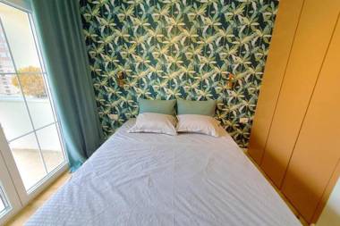 Luxury Green Apartment