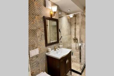 New and Luxury Apartment