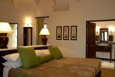 Perry's Bridge Hollow Boutique Hotel