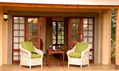 Perry's Bridge Hollow Boutique Hotel