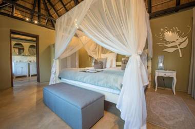 Kambaku Safari Lodge