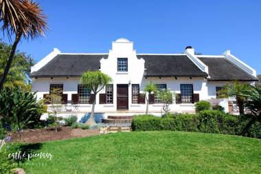 Cape Village Lodge