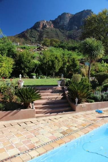 Lumley's Place Guesthouse