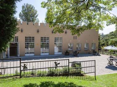 Chartwell Castle & Guest House