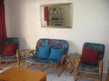 Waterside Living CL16