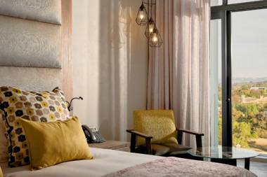 Blueberry Hill Hotel