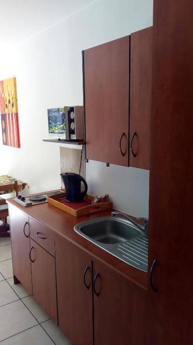 Golden Candle Guest House