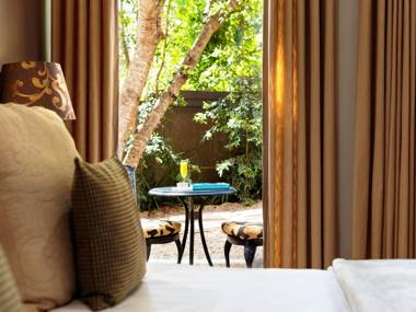 Wilderness Manor Guest House