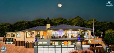 Wilderness Waters Luxury Suites