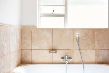 Infinity Blue Luxury Accommodation