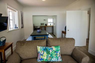 Silver Spray Beach Accommodation