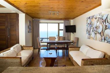 Dolphins on Six - Dusky