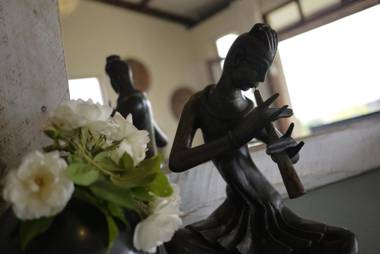 A Hilltop Country Retreat