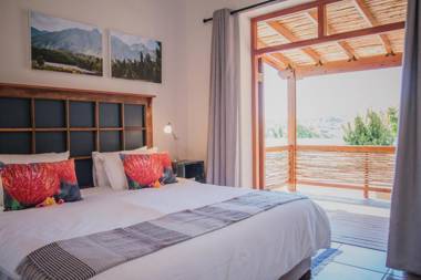 Aan de Heuvel Self-Catering Cottages