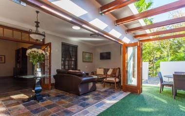 5 Seasons Guest House