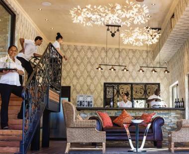 Alluvia Boutique Winery & Luxury Accommodation