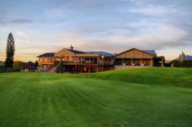 Devonvale Golf & Wine Lodge