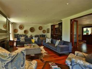 LAvenir Country Lodge