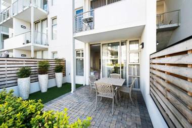 Lux Andringa Walk Apartments