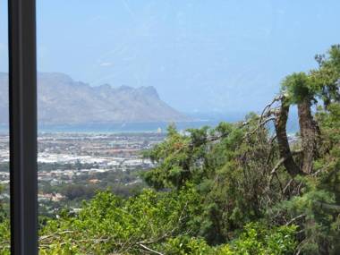 Irene Avenue Apartment