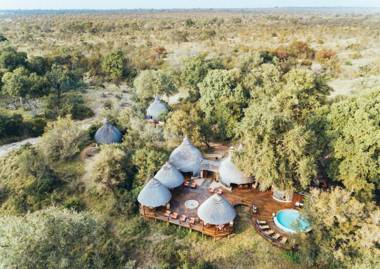 Hoyo Hoyo Safari Lodge