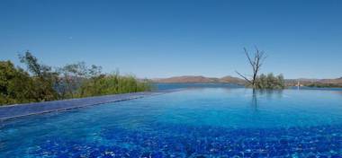 Kosmos Manor Guest House