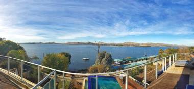 Kosmos Manor Guest House