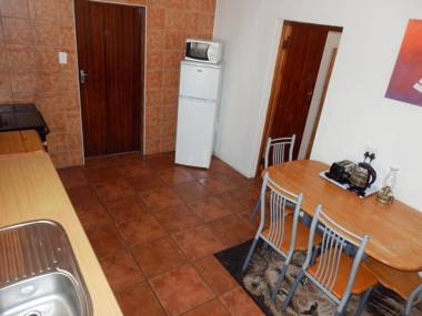 Oppi Rotse Guesthouse