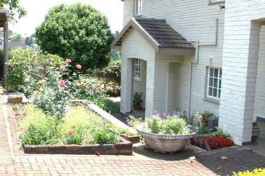 Hillwatering Country House