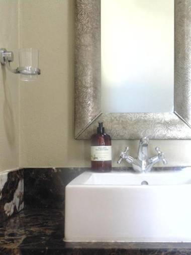 Willows Boutique Hotel & Conference Centre