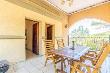 Aloha Lodge 2 Bedroom Apartment near Menlyn