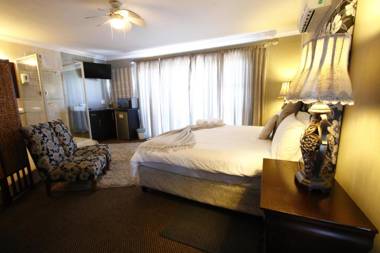 Bluewater Beachfront Guest House