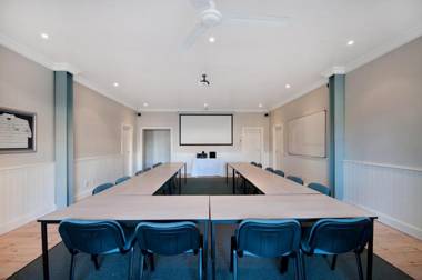 First Avenue Guesthouse