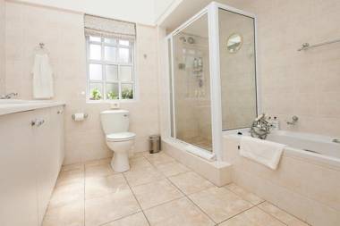 Anchorage Guesthouse