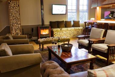 Queens Hotel by BON Hotels