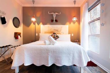 Earthbound Guest House