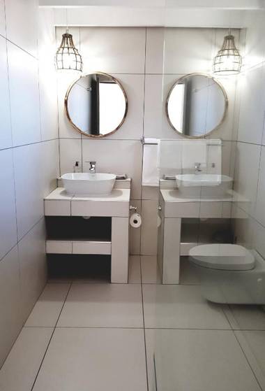 Karoo Retreat- Self Catering Villas and Bed & Breakfast