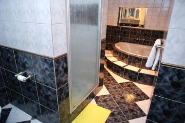 Oudtshoorn Homestay Accommodation